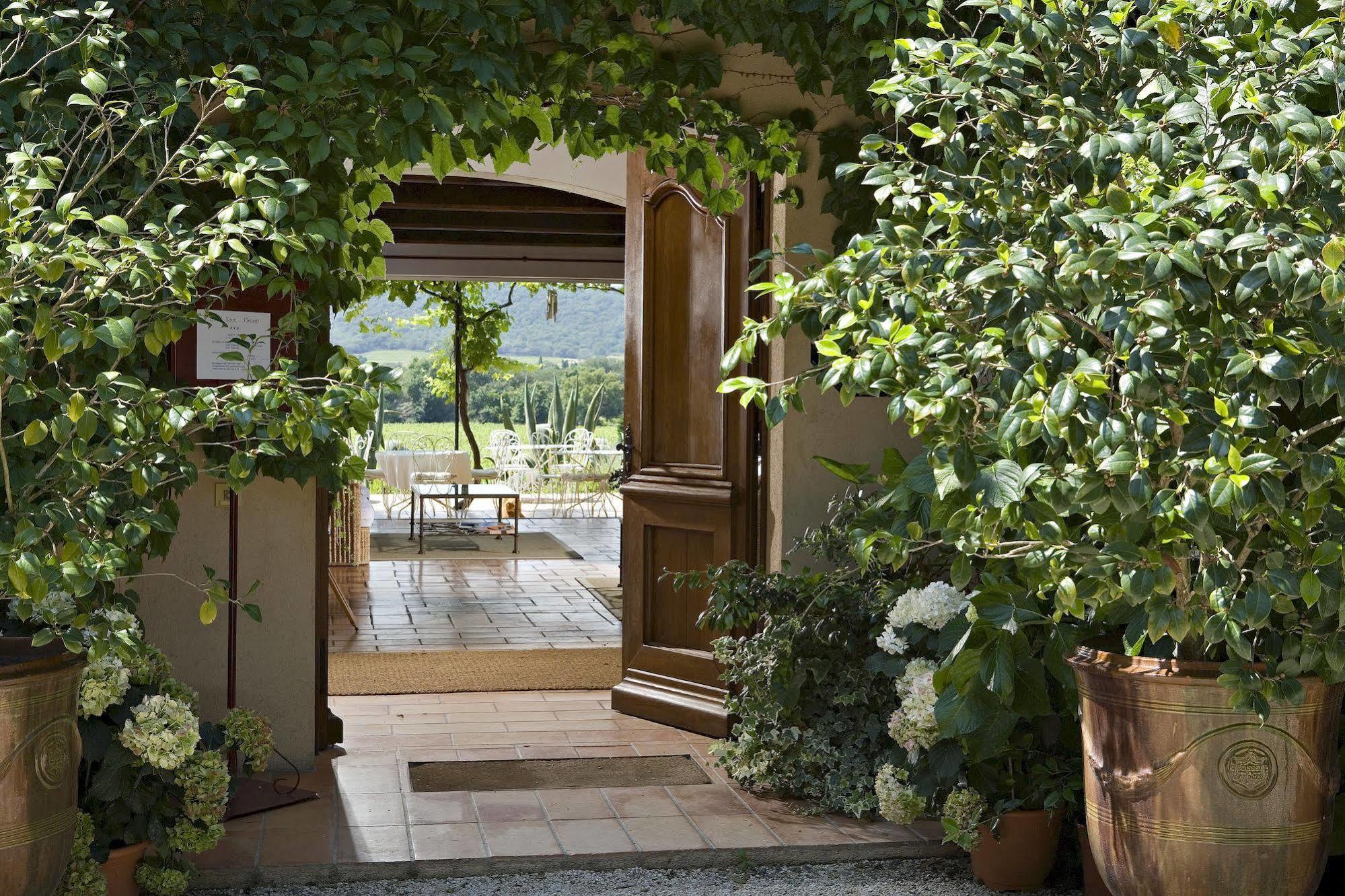 Saint-Vincent Hotel Exterior foto